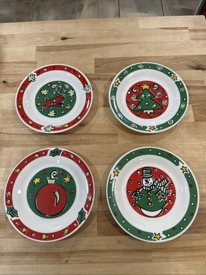 Juego de 4 platos de postre de ensalada Gibson Designs Everyday Christmas Treasures Foto 1 de 4