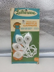 Vintage White Plastic LUSTRO-WARE 4 Bottle Cappers NOS Original Package Borden - Picture 1 of 4