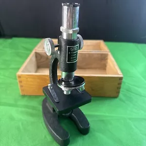 VINTAGE Toc Optics Student Microscope, In Wooden Box. - Picture 1 of 18