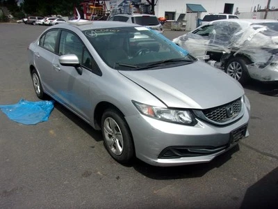 Medidor de flujo de aire de inyección de combustible usado se adapta a: Honda Civic 2014 grado A Foto 1 de 4