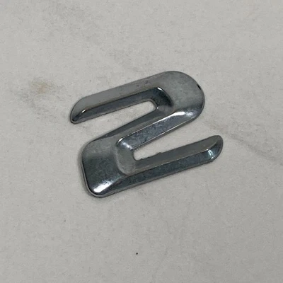 Mercedes-Benz SLK 230 1998-2004 Kompressor número emblema puerta trasera cromada Foto 1 de 4