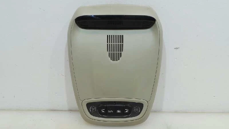 39825822 LUCE INTERNA / 39825822 / 1111607 PER VOLVO V40 CROSS COUNTRY MOMENTUM - Изображение 1 из 4