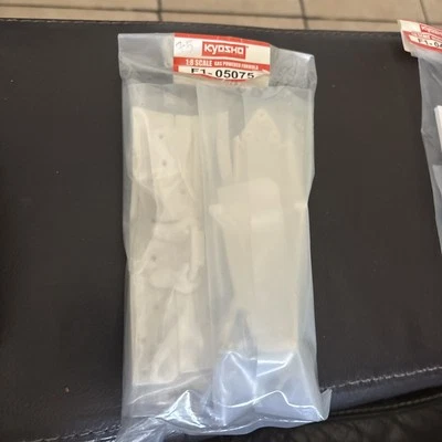 Kyosho/Deagostoni Ferrari Ricambio F1-05075/ 1/8 - - Immagine 1 di 2