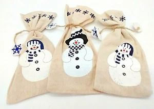 Lotto 3 Sacchetti Regalo Natale Pupazzo di Neve Coulisse Panno Fatti a Mano Vintage 9" - Foto 1 di 9