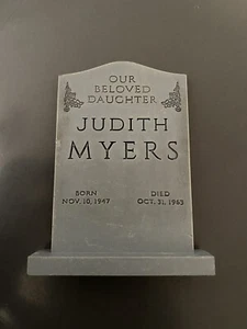 NECA Halloween Judith Myers Grabstein Zubehör Futter - Bild 1 von 2