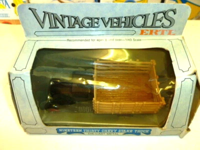 die cast  1/43 ertl nineteen thirty chevy stake truck - Immagine 1 di 2