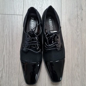 Herren Lack Tanzschuhe Schwarz Mesh Spitz Gr 46 Elegant Party Hochzeit Oxford - Bild 1 von 4