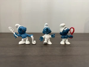 Puffi vintage lotto di 3 Schleich ©Peyo 1965 Astro, 1972 poeta e vanità - Foto 1 di 16