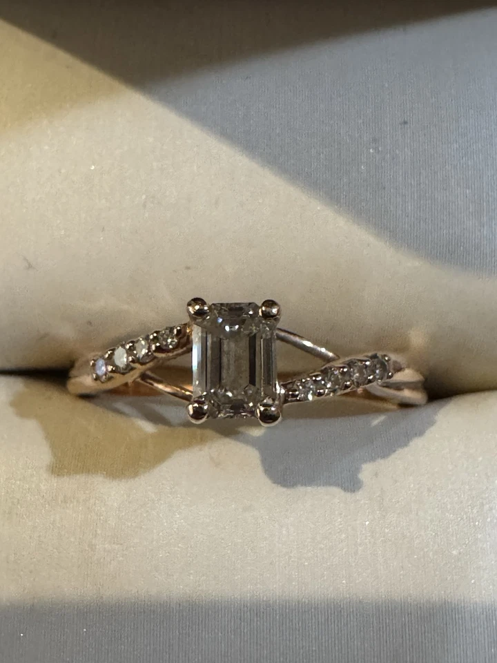 Anillo de compromiso esmeralda tierra brillante, talla 6,5 Foto 1 de 1