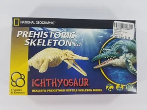 THAMES & KOSMOS PREHISTORIC SKELETON MODEL KIT ICHTHYOSAUR NATIONAL GEOGRAPHIC - Picture 1 of 6