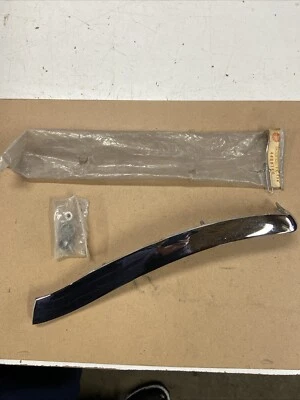 AMC RAMBLER 1960 1961 NOS ALETA TRASERA DERECHA MOLDURA CROMADA OEM 3451710-4480140 Foto 1 de 4