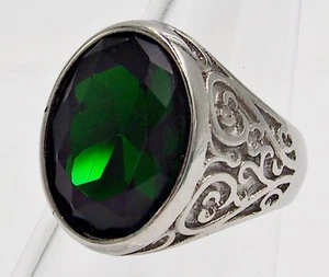 Ring Men green emerald simulated stainless steel silver carved VTG look SIZE 10 - Picture 1 of 3