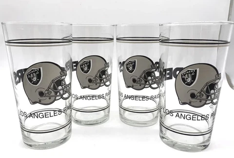 SET OF 4 - Vintage L.A. Raiders NFL 20 oz. Drinking Glasses. EUC Cover