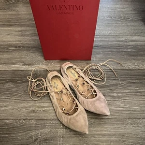 Valentino Garavani flache Damen-Ballerina-Krawatten Gr. 37 taupe hellbraune Wildleder-Leder-Krawatten - Bild 1 von 14