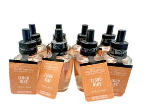 Bath & Body Works Menge 8 Cloud Nine Wandblumen Duft Nachfüllstöpsel Amber - Bild 1 von 3
