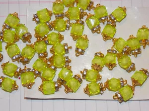 18mm fancy glass LIME GREEN crystal gem dress button jewel rhinestone - Picture 1 of 1
