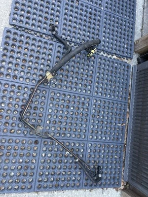 03-06 Nissan 350Z Manguera de presión de dirección asistida / Conjunto de manguera de línea de retorno OEM Foto 1 de 4