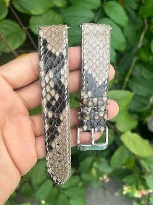 26 24 22 21 20mm 19mm 18mm 17 16mm 14 Gris Piel de Serpiente Correa de Reloj Foto 1 de 4