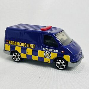 Matchbox 1995-2000 Ford Transit Van Paramedic Unit Purple/Yellow 1:63 Scale 