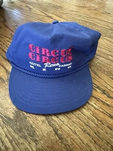 Nuevo De Colección Circo Circo Reno Keno Casino Sombrero Gorra Estilo Cuerda Nuevo de Lote Antiguo - Imagen 1 de 3
