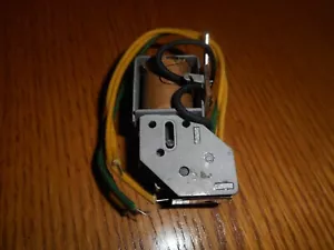 LIONEL 100-25 E UNIT WITH CLOTH W REBUILT AND TESTED USED IN MOST STEAM ENGINES - Picture 1 of 4