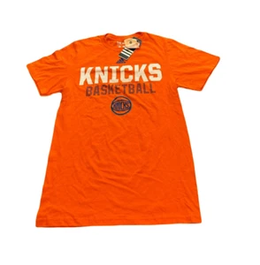 New NWT New York Knicks adidas NBA Graphic Logo Size Small Beta Rays T-Shirt - Imagen 1 de 2