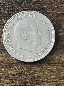 1972 Denmark 1 Krone Copper-Nickel King Frederik IX Actual Coin TK6436* - Picture 1 of 3