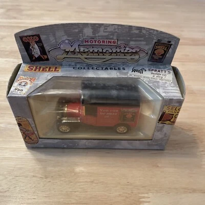 CORGI Motoring Memories Collectables Diecast Vehicle - SHELL Motor Oil Branding - Image 1 of 4