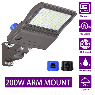 Lote de luces LED de estacionamiento 200 W luces de calle de carretera caja de zapatos poste accesorio de anochecer a amanecer  Foto 1 de 4