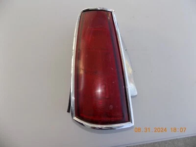 Conjunto de luz trasera Lincoln Mark VII 1984-92 OEM - IZQUIERDA - lado del conductor Foto 1 de 4