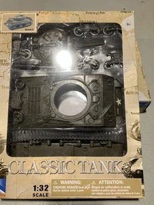 Newray 1:32nd scale U.S. M4A3 Sherman tank kit - Picture 1 of 1