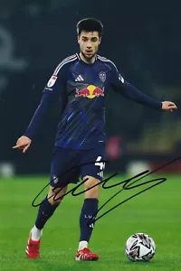 Football - Ilia Gruev - Hand Signed 12x8 Inch Photograph - Leeds United - COA - Picture 1 of 1