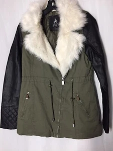 Atmosphere 10 Woman’s Green Faux Fur Collared Trim Faux Leather Zip Coat Pocket - Picture 1 of 8