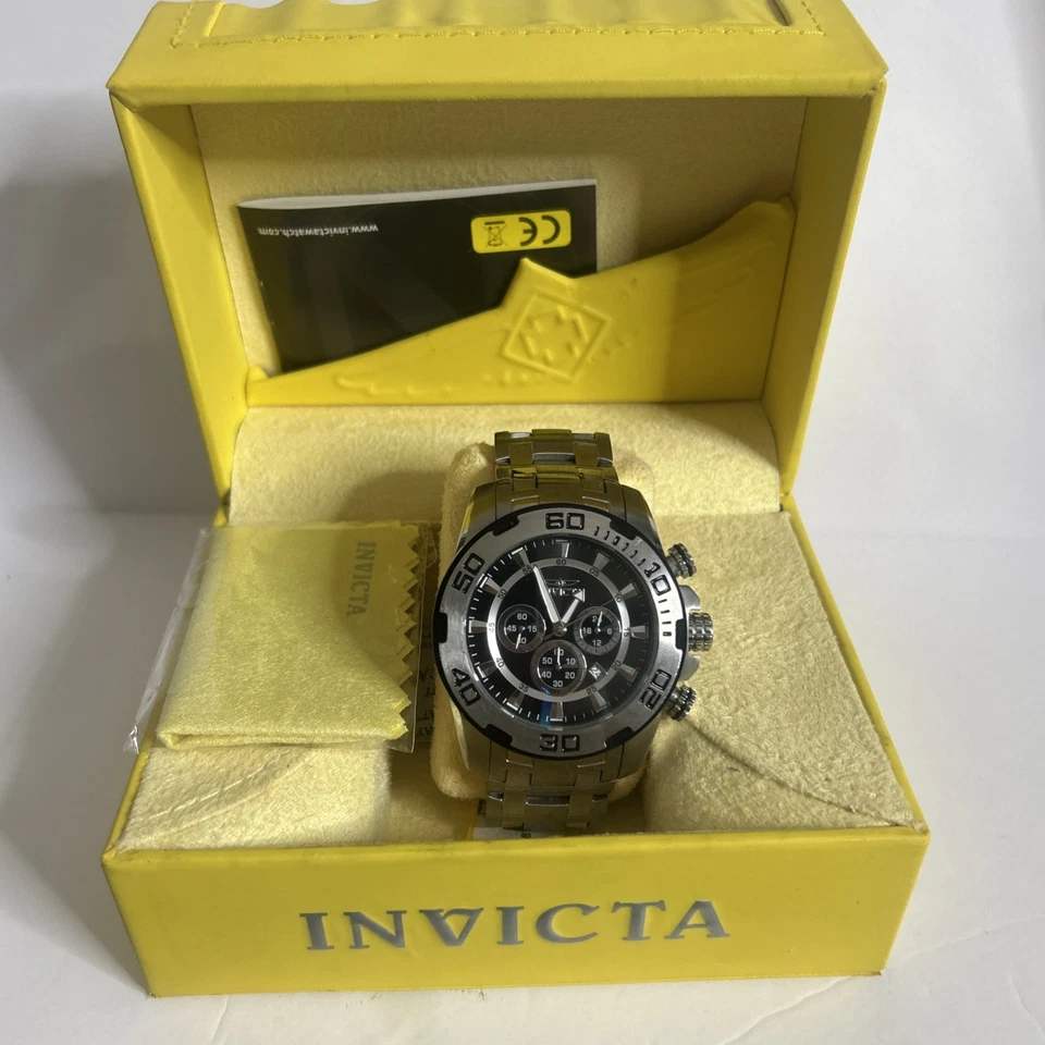 Invicta Men's 22318 Pro Diver Quartz Chronograph Black Dial Watch