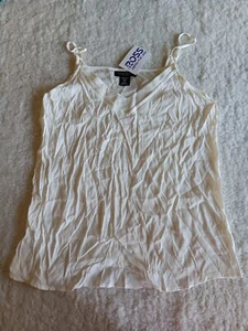 New Spaghetti Strap V-Neck Top Women's Love ❤️ Cameron Elegant White Medium NWOT - Picture 1 of 7