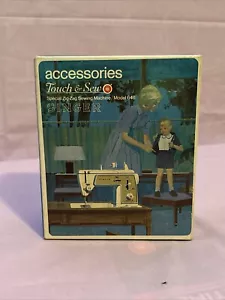 Vintage Singer Touch & Sew Zig Zag Model 648 Accessories Kit Box - Bild 1 von 24