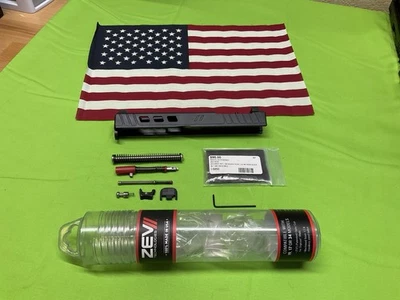 Zev Hellbender Glock 17 Gen 3, corte RMR, kit de piezas superiores Zev y miras Zev CW Foto 1 de 4
