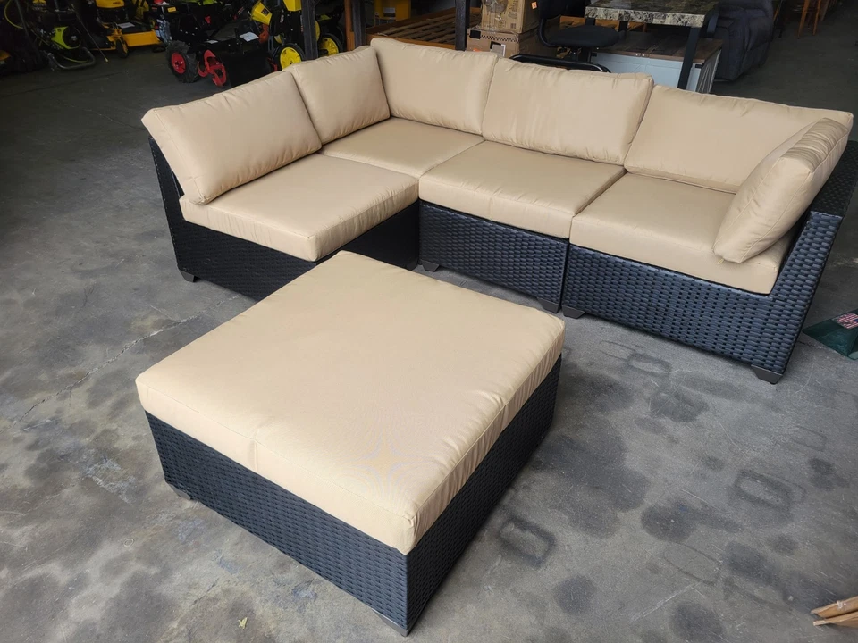 TK Classics Venice 5 Piezas Mimbre Patio Seccional CARGO ENTREGA LTL  Foto 1 de 4