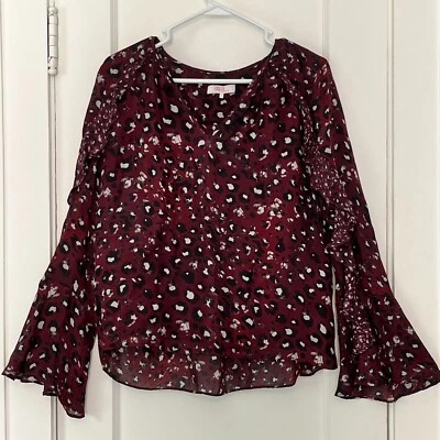 Blusa Parker mezcla seda talla 4 borgoña animal guepardo estampado manga aleteada Foto 1 de 4