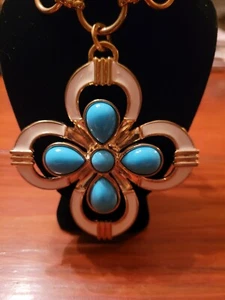 COLLAR CRUZADO MALTÉS ESMALTE TURQUESA GRAZANIO TONO DORADO 20" ENVÍO GRATUITO - Imagen 1 de 4