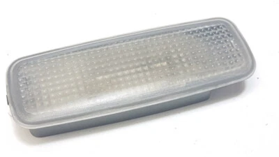 Audi A6, S6 (C5-4B) 1998 todo lo demás iluminación interior 8L0947105A GUST19727 Foto 1 de 3