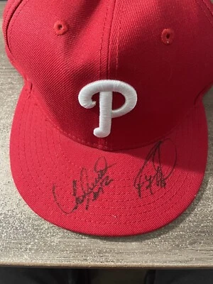 Ryan Howard & Charlie Manuel Philadelphia Phillies Signed Baseball Hat Auto - Image 1 of 3