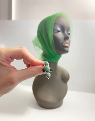 Pendiente turquesa de 3 piedras, rodio sobre plata de ley, firmado Foto 1 de 4