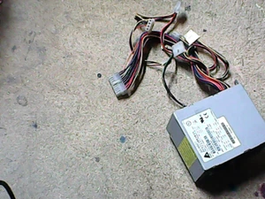 Alimentation DELTA ELECTRONICS DPS-120AB-1 A REV 01 120W - Photo 1/1