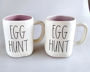 Neu mit Etikett 2er Set Rae Dunn "EIERSUCHE" 5" Becher 20 Unzen lila innen - Bild 1 von 5