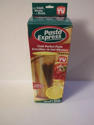 Pasta Express Cooker Pasta Maker Container Fast Easy As Seen On TV Vintage 2005 - Image 1 of 4