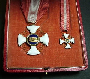 1900 Kingdom Italy Gold Order of Knight of the crown original Box - Picture 1 of 5