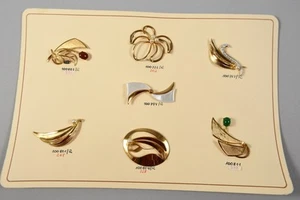 N50D13- Modeschmuck Musterschmuck auf Karton Alfred Scholz Neugablonz - Bild 1 von 12