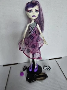 Mattel Monster High Spectra Vondergeist Dot Dead Gorgeous 2012 Doll - Picture 1 of 6