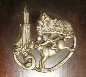 VINTAGE USA 1775 PELTRO STATUINA TARGA DECORAZIONE PARETE PAUL REVERE DESIGN - Foto 1 di 4